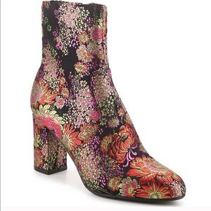 Steve Madden Sania floral jacquard ankle boots